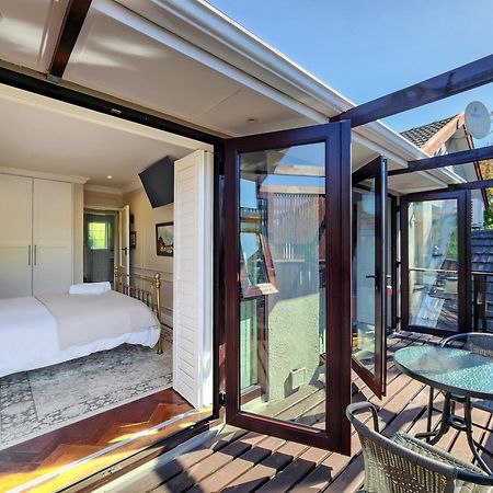 Branch & Vine Cottages - Constantia - Formerly Pinoak Cottages Le Cap Extérieur photo