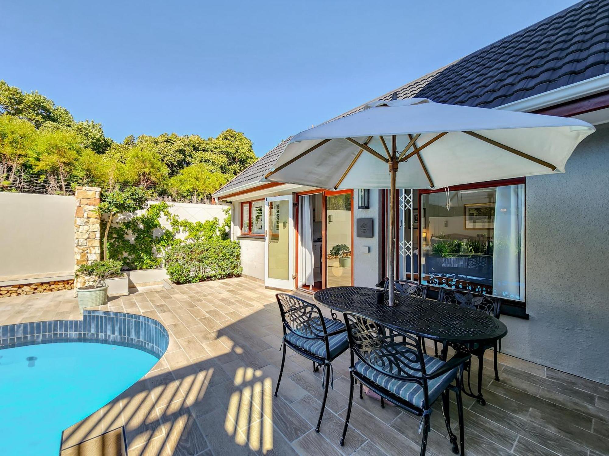 Branch & Vine Cottages - Constantia - Formerly Pinoak Cottages Le Cap Extérieur photo