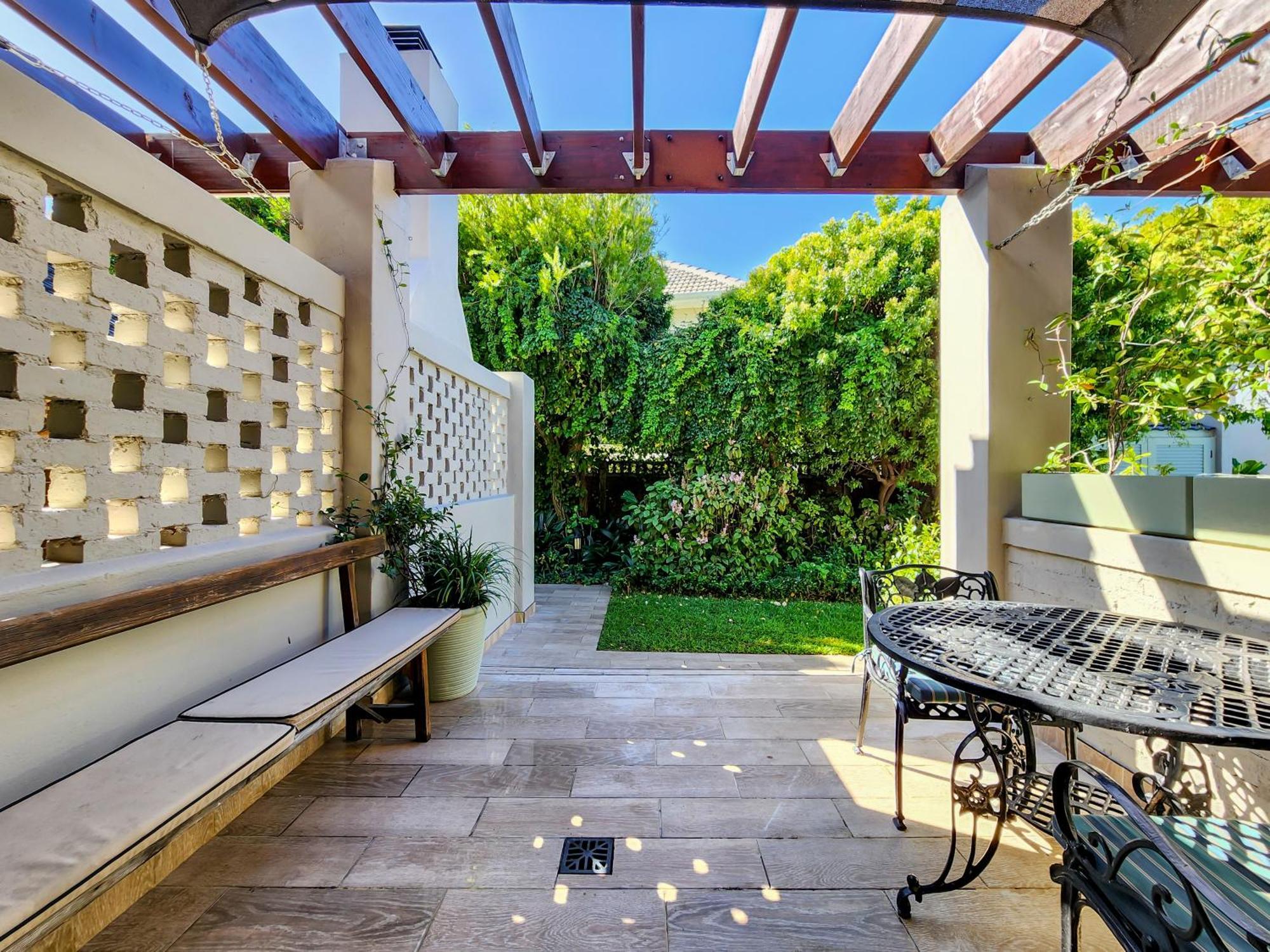 Branch & Vine Cottages - Constantia - Formerly Pinoak Cottages Le Cap Extérieur photo